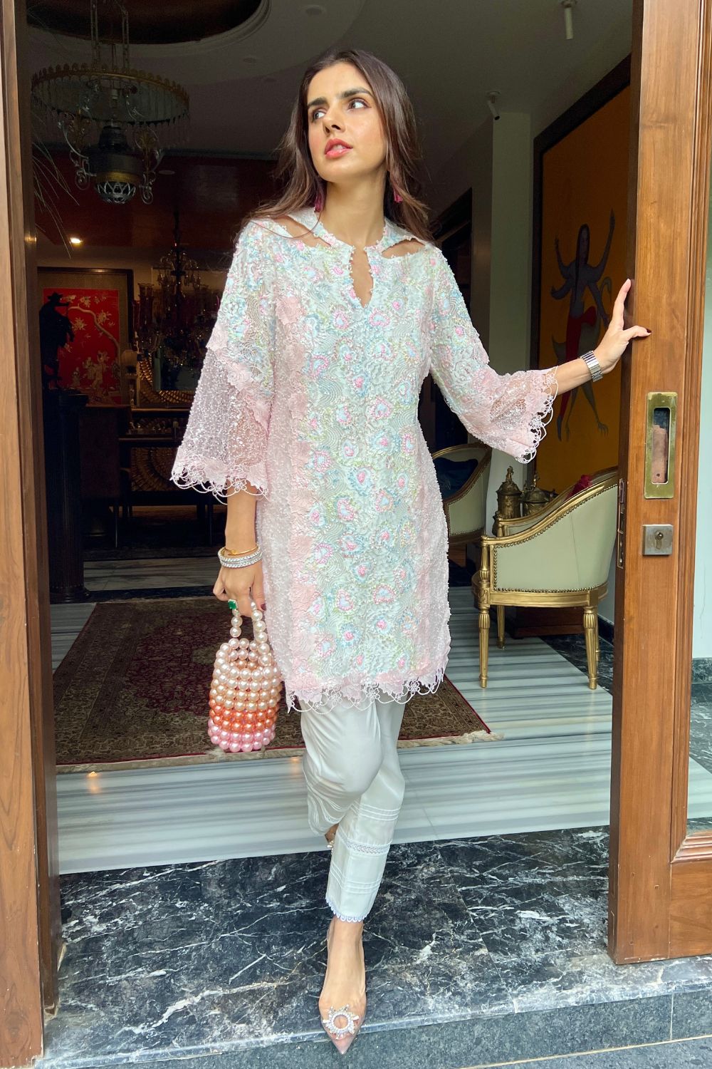 Sharnamli Mehra In Our Mavi White Kurta Set